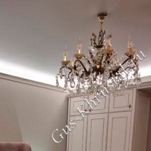 Люстра Бронзовая 017 (с чашами) 8 ламп - фото в интерьере